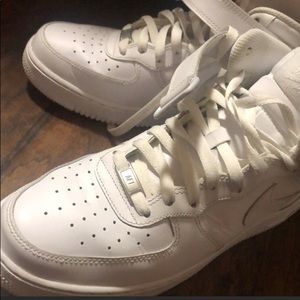 Nike Air Force 1 low top excellent condition like new barely used